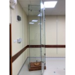 Шкаф стеклянный для хранения Боевого знамени (высота 3,2м.) одинарный Шкаф стеклянный для хранения Боевого знамени (высота 3,2м.) одинарный