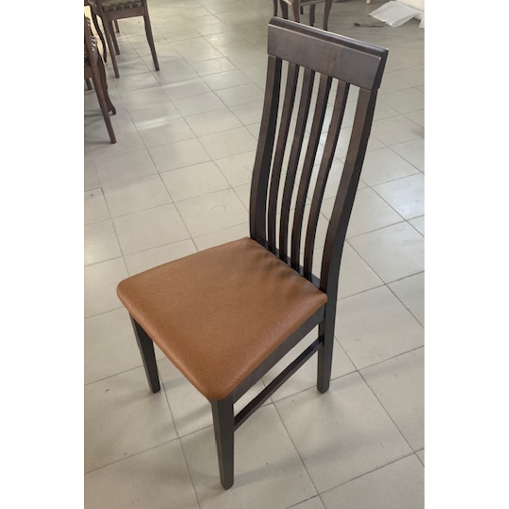 Стул полумягкий массив